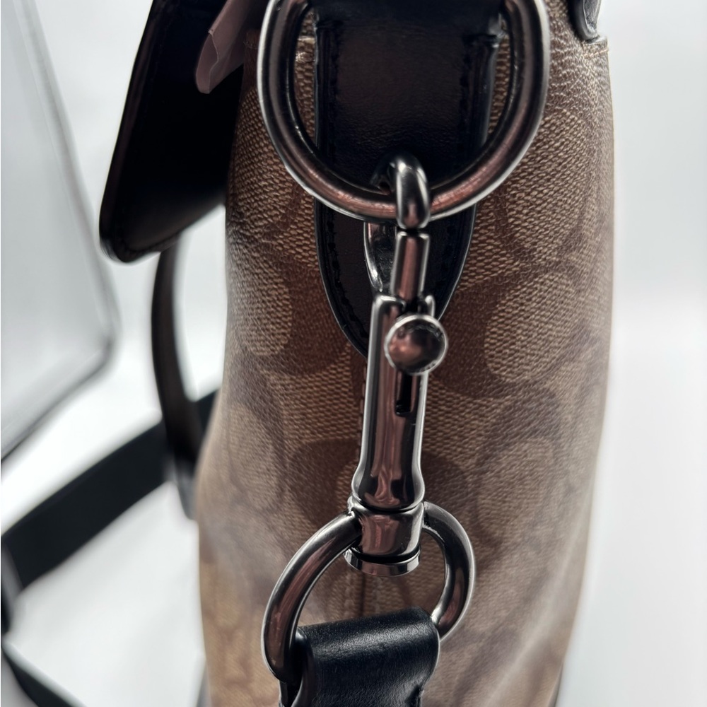 Coach Hamilton Portfolio Brief - Picture 11 of 14